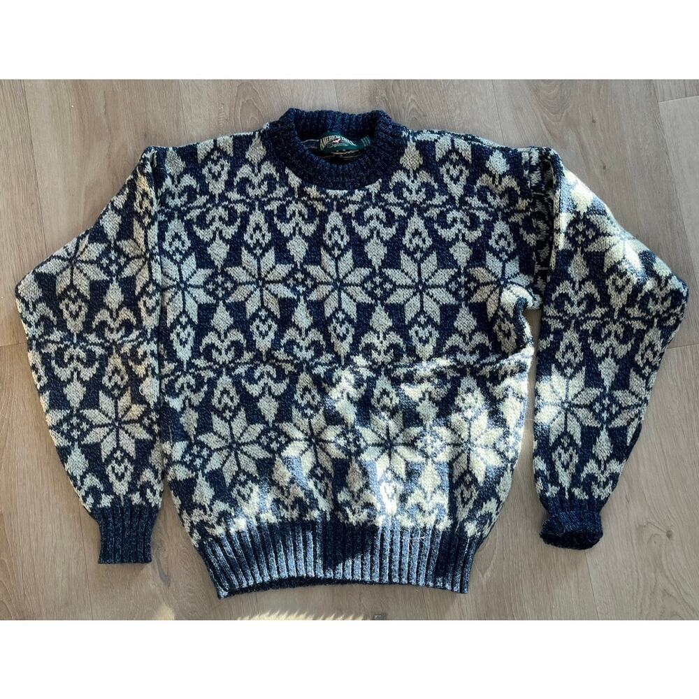 Vintage American Eagle Sweater Mens Blue Snowflake Pullover cotton large